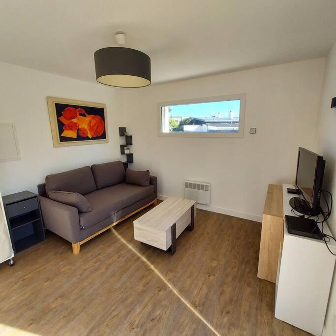 Studio Avec Terrasse Et Jardin A 100 M De La Plage Ploemeur Exterior photo